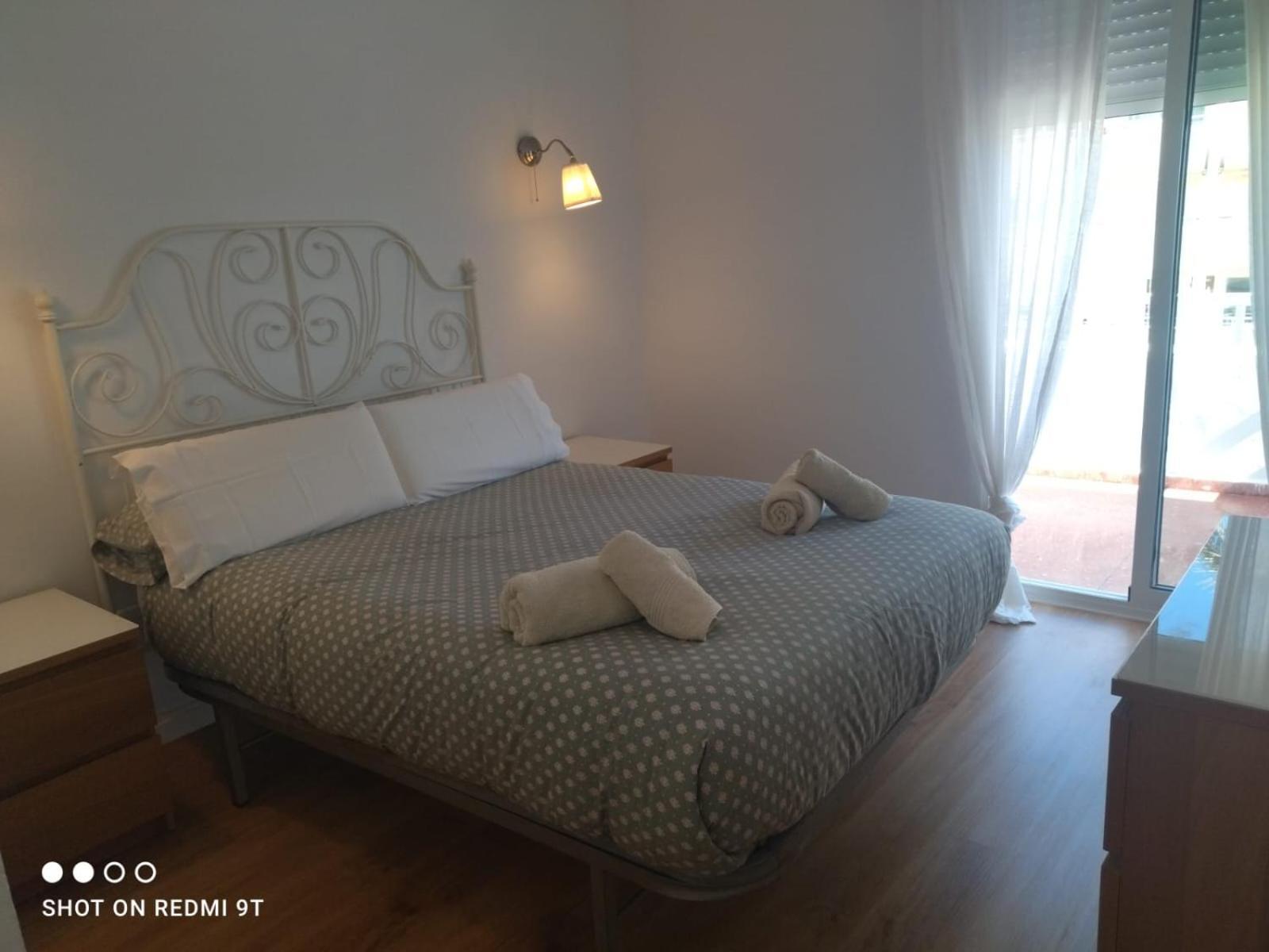 Agradable Apto A Pie De Playa Калета Де Велес Екстериор снимка